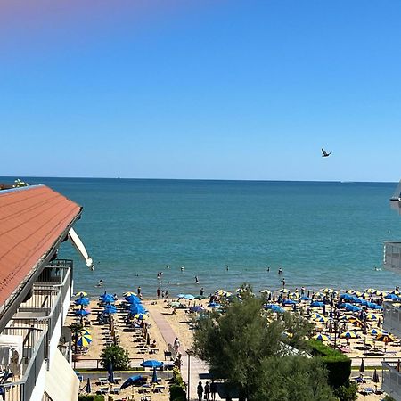 Blue Moon Penthouse Apartment Lido di Jesolo Exterior photo
